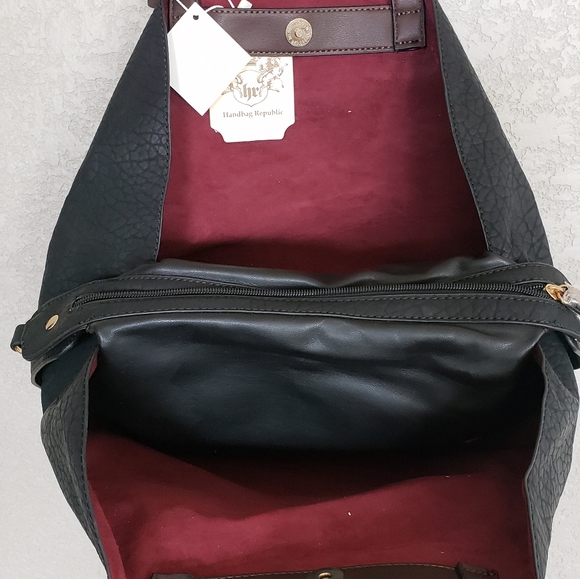 Handbag Republic  vegan bucket style handbag - Picture 3 of 7